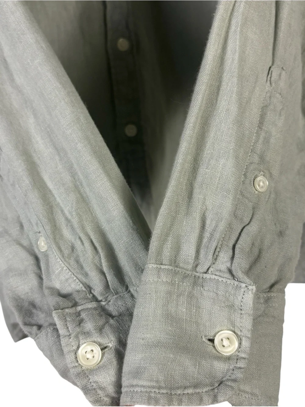Abercrombie & Fitch very good